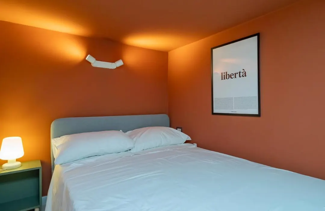 Ihost Apartment - Romilli 17A-1